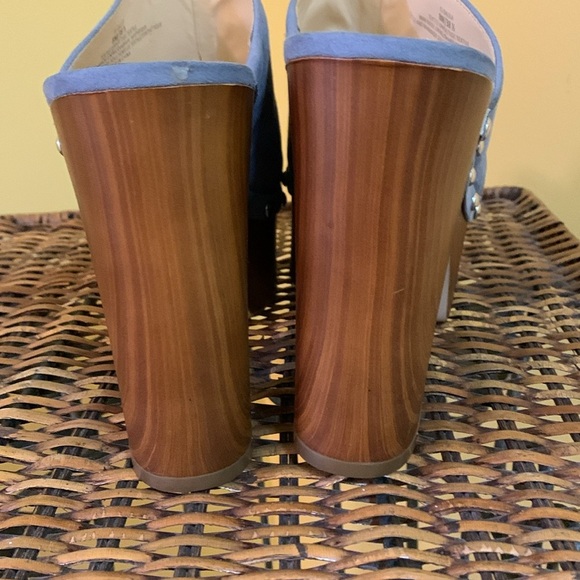 Jessica Simpson Dalia Powder Blue Suede Clogs with Silver Studds. - Picture 5 of 14